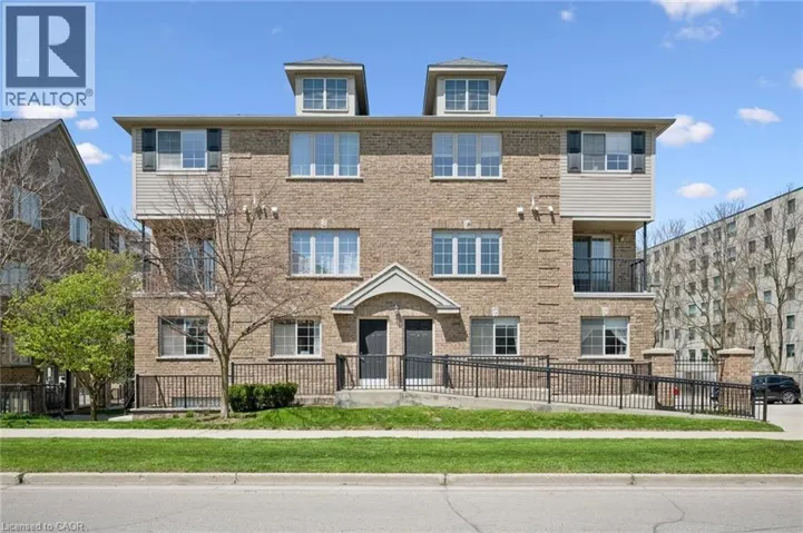 12 HOLBORN Drive Unit# 3A, Kitchener, Ontario N2A0A4