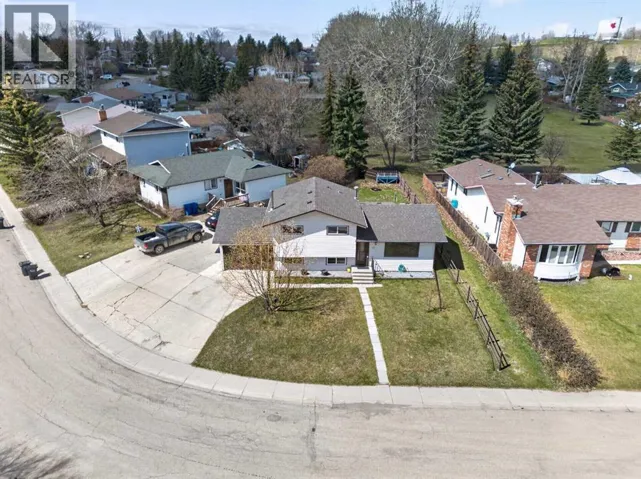 11 Westhill Crescent, Didsbury, Alberta T0M0W0