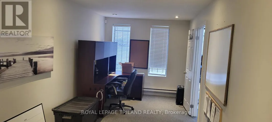 9 - 399 SOUTH EDGEWARE ROAD, St. Thomas, Ontario N5P4B8