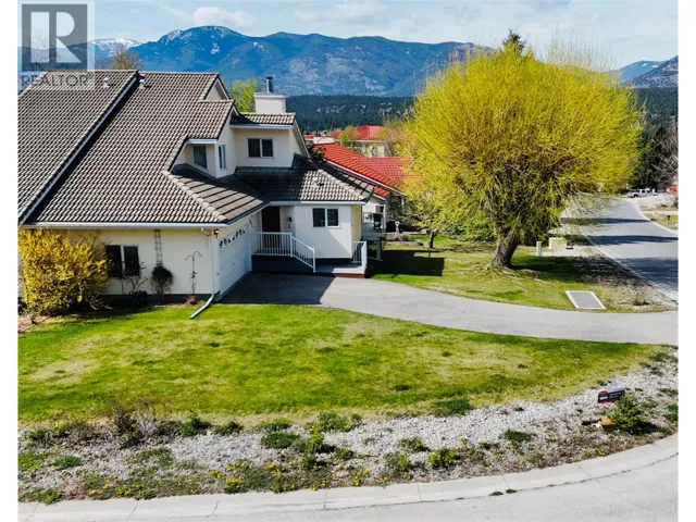5042 Riverview Road, Fairmont Hot Springs, British Columbia V0B1L1