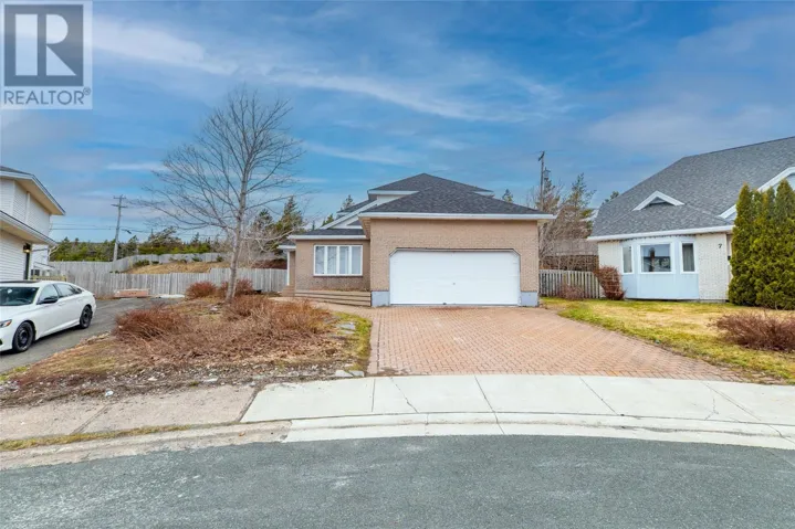 8 Salmonier Place, St. John's, NL, Newfoundland & Labrador A1E5V4