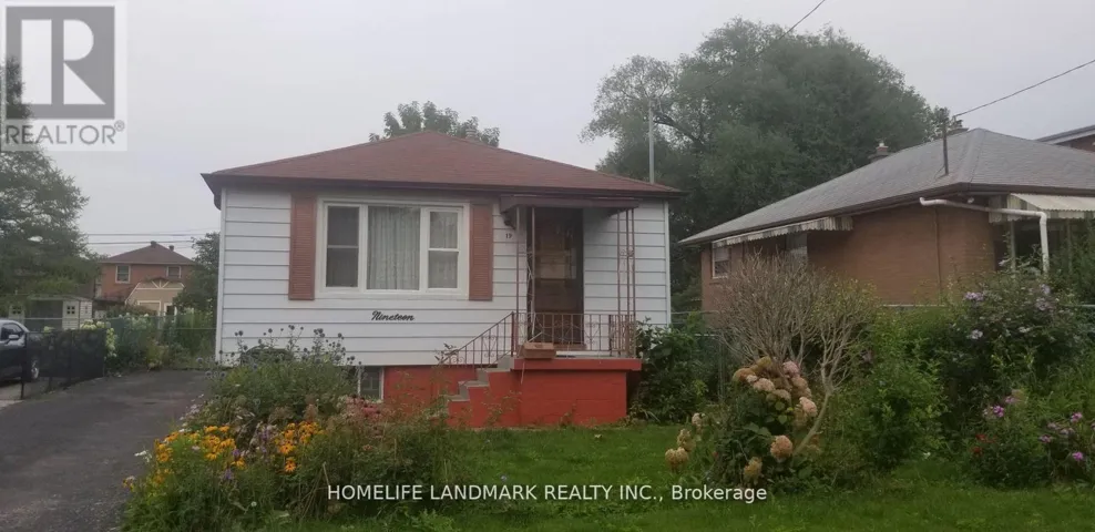 (FULL HOUSE) - 19 WINTERER AVENUE, Toronto (Kennedy Park), Ontario M1K4L6