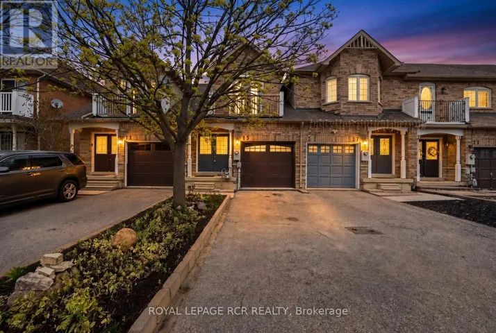 15 DOMINION GARDENS DRIVE, Halton Hills (Georgetown), Ontario L7G6A9