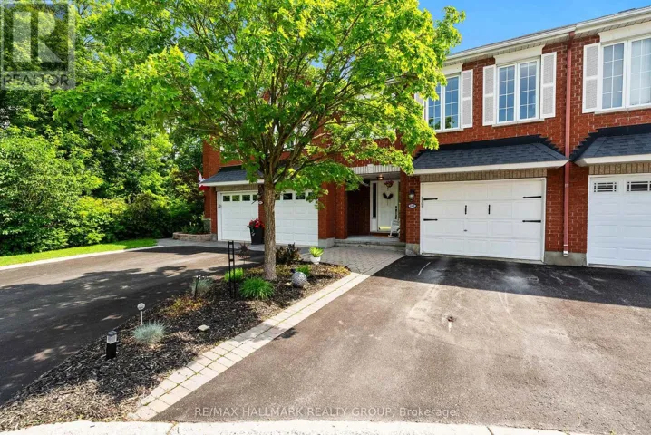 243 GLADEVIEW PRIVATE, Ottawa, Ontario K1T4A7