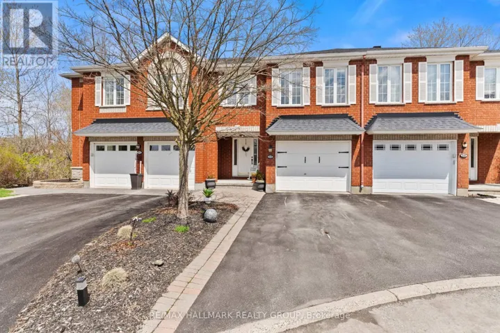 243 GLADEVIEW PRIVATE, Ottawa, Ontario K1T4A7