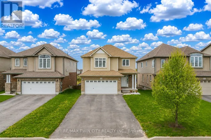 109 ROBERT SIMONE WAY, North Dumfries, Ontario N0B1E0