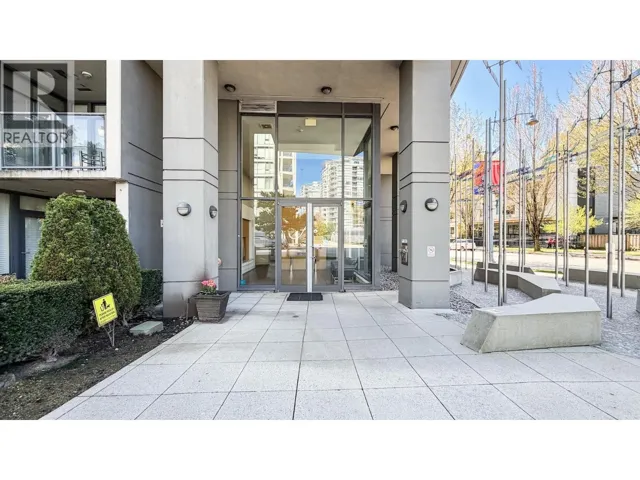 501 7360 ELMBRIDGE WAY, Richmond, British Columbia V6X0A5