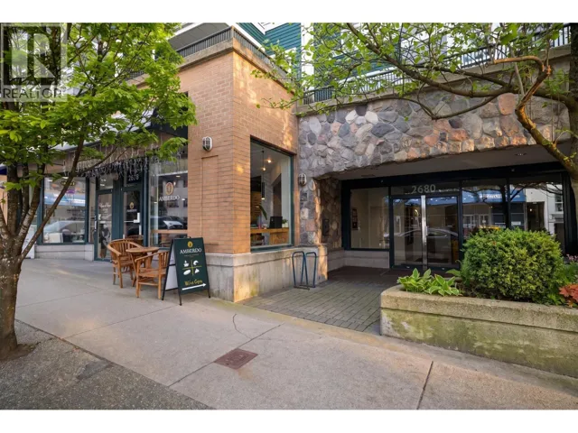 311 2680 W 4TH AVENUE, Vancouver, British Columbia V6K4S3