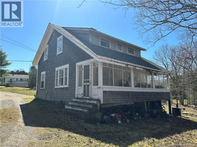16 Clark Road, Rothesay, New Brunswick E2E2H1