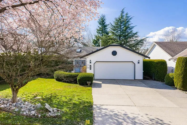 5935 169A STREET, Surrey, British Columbia V3S6Y6