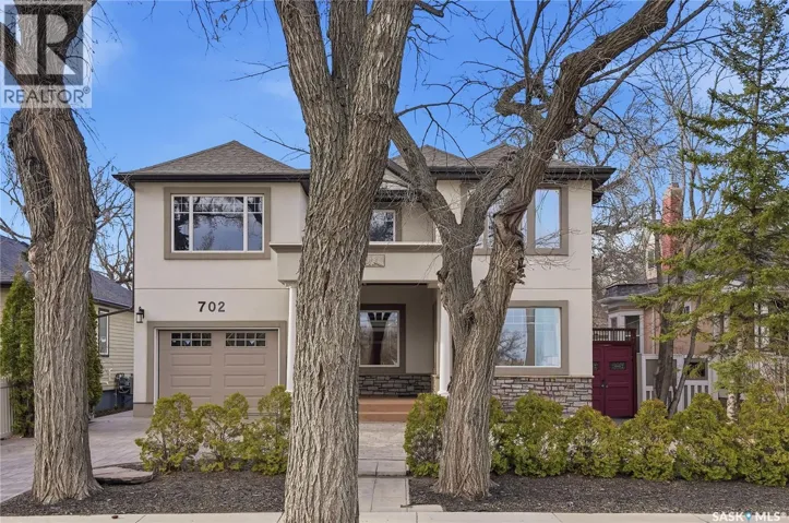 702 Queen STREET, Saskatoon, Saskatchewan S7K0M9
