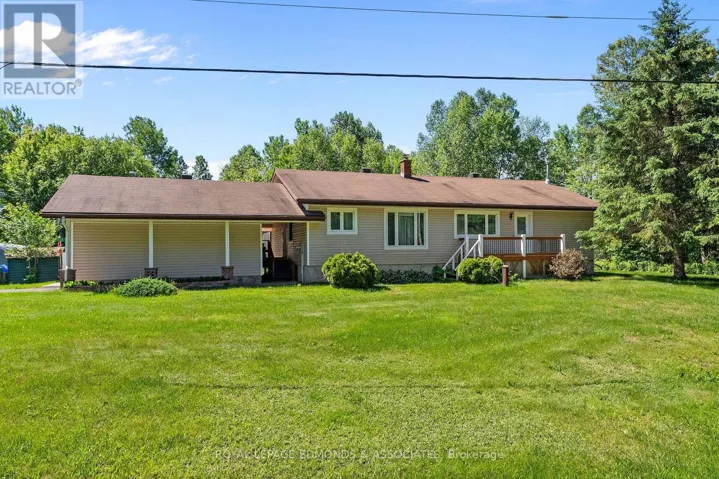 1523 BARRON CANYON ROAD, Petawawa, Ontario K8A6W7