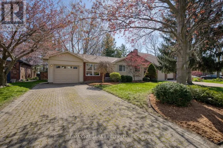 15 OAK DRIVE, Niagara-on-the-Lake (Town), Ontario L0S1J0