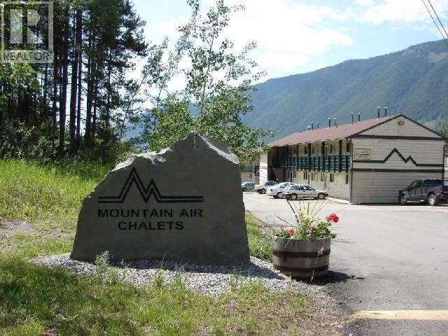100 RED CEDAR Drive Unit# E44, Sparwood, British Columbia V0B2G0
