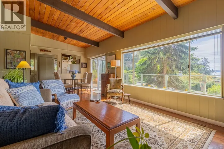 27146 Schooner Way, Pender Island, British Columbia V0N2M2
