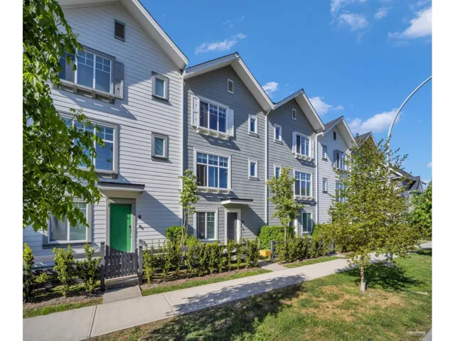 45 15489 99A AVENUE, Surrey, British Columbia V3R0G9