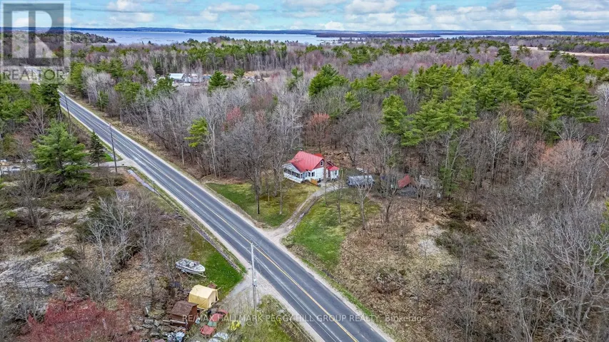 1301 HONEY HARBOUR ROAD, Georgian Bay (Baxter), Ontario L0K1S0