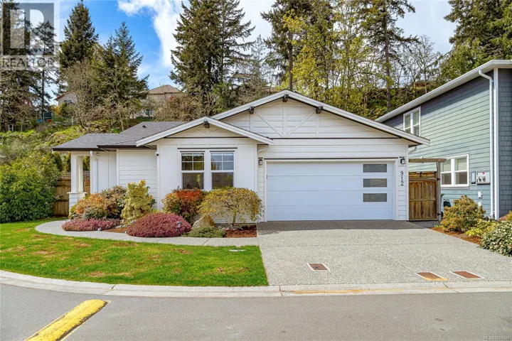 912 Randall Pl, Langford, British Columbia V9B5W1