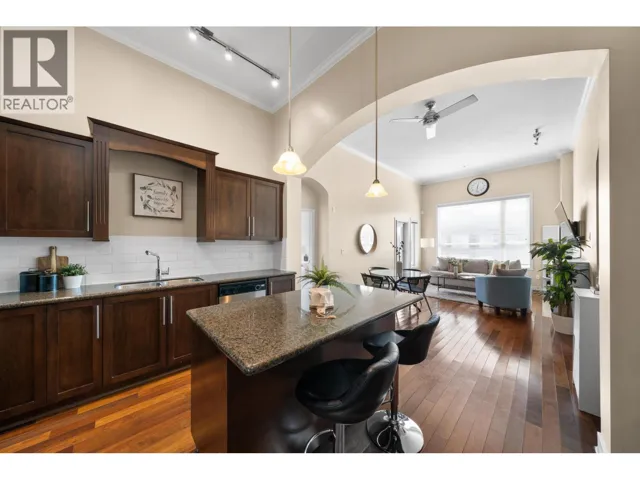 415 2628 MAPLE STREET, Port Coquitlam, British Columbia V3C0E2