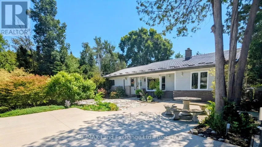 15 NORTH CEDAR LANE, Kincardine, Ontario N0G2T0