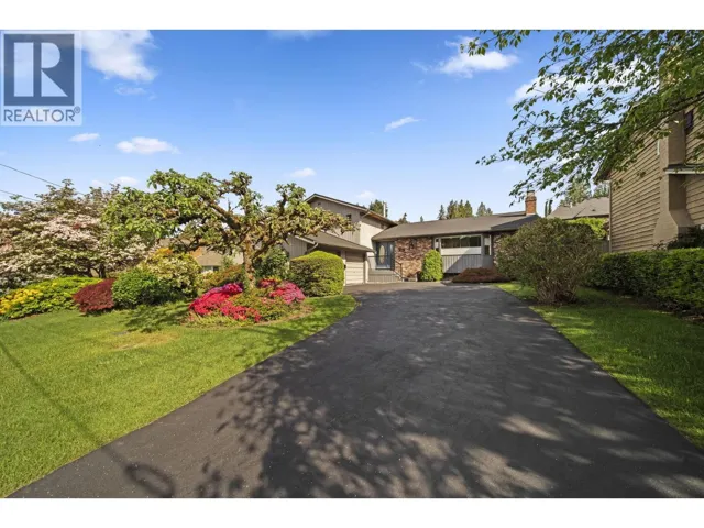 745 DANSEY AVENUE, Coquitlam, British Columbia V3K3G4