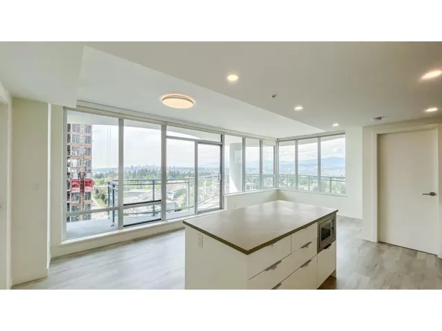 2001 13318 104 AVENUE, Surrey, British Columbia V3T0R2