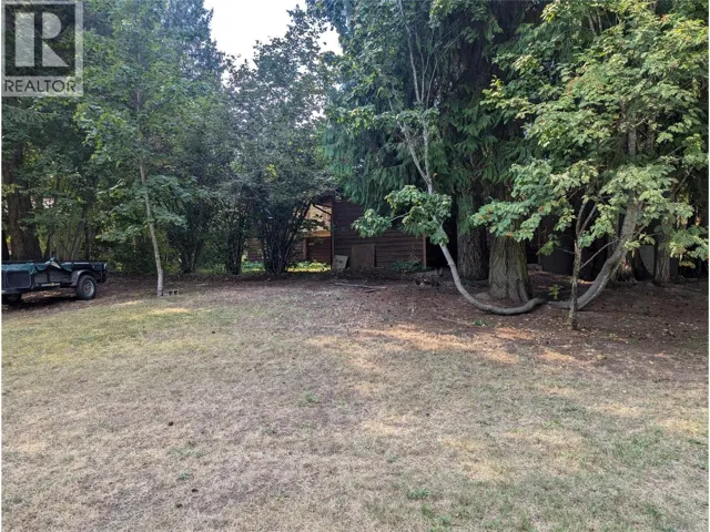 7143 Fransen Road, Magna Bay, British Columbia V0E1M7