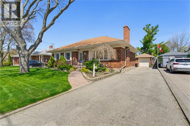 90 HENDERSON Avenue, Brantford, Ontario N3R4V9