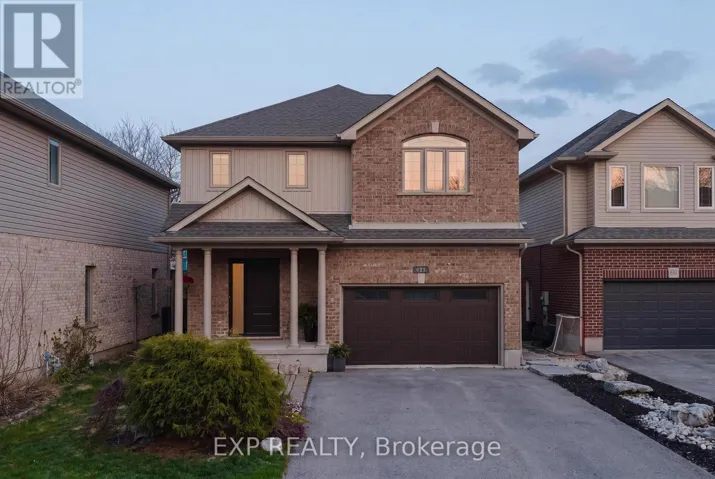 631 WOODLAWN PLACE, Waterloo, Ontario N2T0A1