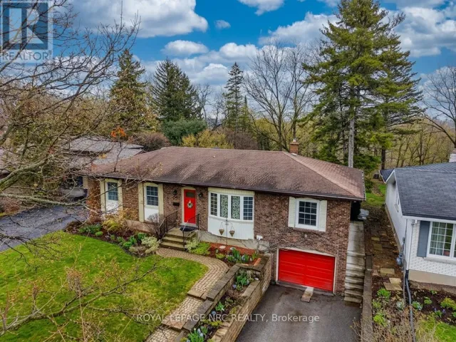 16 ROSEMORE ROAD, St. Catharines (Rykert/Vansickle), Ontario L2S1A8