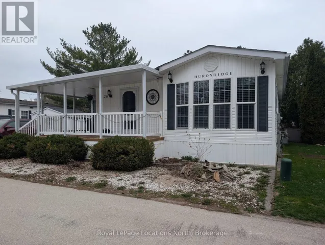 20 TOPAZ STREET W, Wasaga Beach, Ontario L9Z1X7