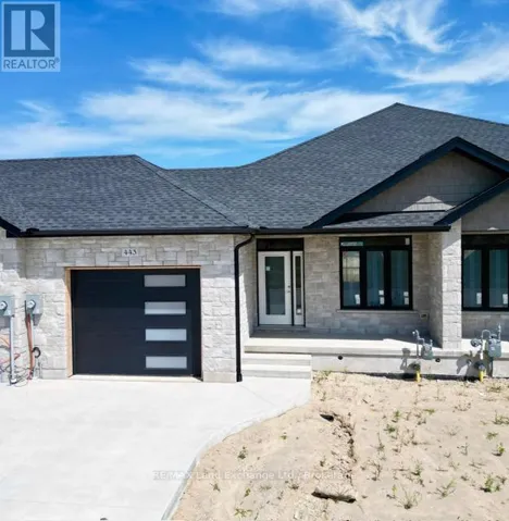 443 IVINGS DRIVE, Saugeen Shores, Ontario N0H2C3