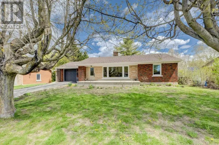 24 MULLEN DRIVE, Brockton, Ontario N0G2V0