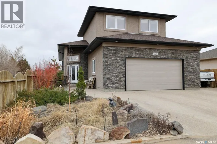 225 Willow Ridge DRIVE, Pilot Butte, Saskatchewan S0G3Z0