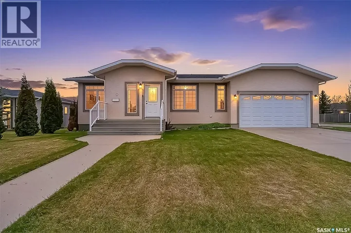16 Flax ROAD, Moose Jaw, Saskatchewan S6J1G3