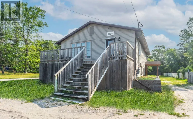 1109 BAYFIELD STREET N, Springwater (Midhurst), Ontario L9X0N6