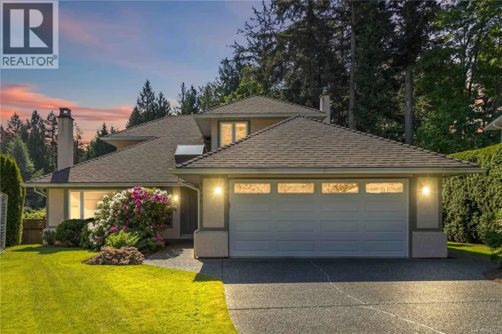 5195 Walema Crt, Saanich, British Columbia V8Y2T7