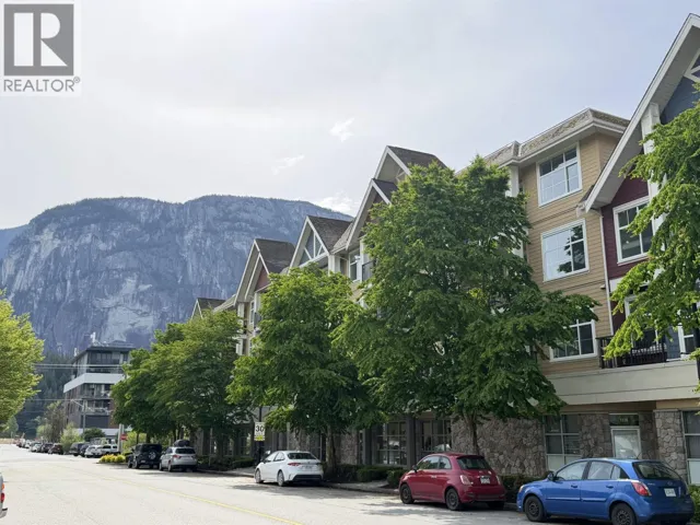 319 1336 MAIN STREET, Squamish, British Columbia V8B0R2