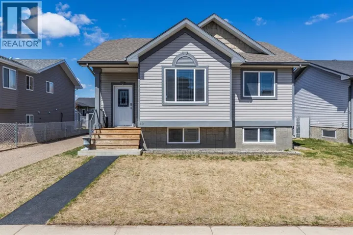 80 Hudson Way NE, Medicine Hat, Alberta T1C1Y6
