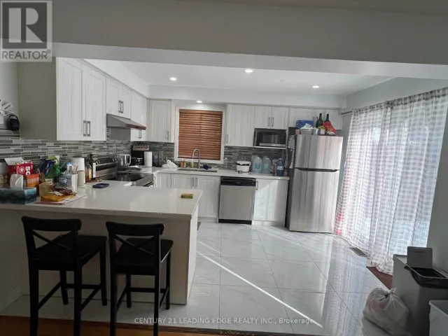83 TRUMPETER STREET, Toronto (Rouge), Ontario M1B6H1