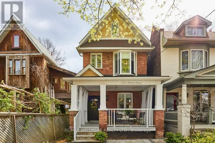 255 ASHDALE AVENUE, Toronto (Greenwood-Coxwell), Ontario M4L2Y8