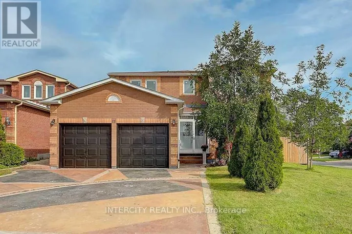 57 YORKLAND STREET, Richmond Hill (Devonsleigh), Ontario L4C9Z4