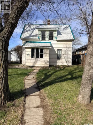 573 Centre STREET, Shaunavon, Saskatchewan S0N2M0
