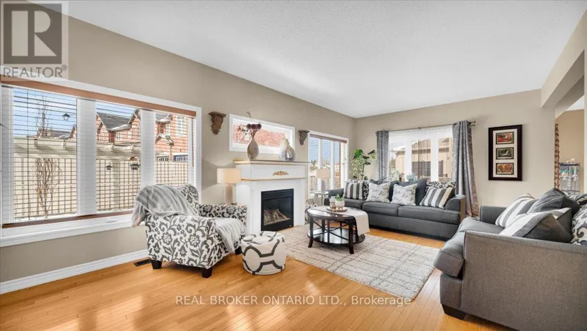 636 SERAFINI CRESCENT, Milton (WI Willmott), Ontario L9T7P1