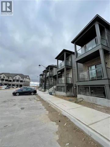 205 WEST OAK Trail Unit# 52, Kitchener, Ontario N2R0R9