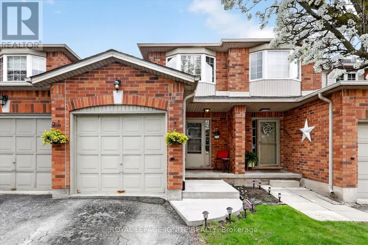 17 - 174 HIGHBURY DRIVE, Hamilton (Stoney Creek Mountain), Ontario L8J3T8
