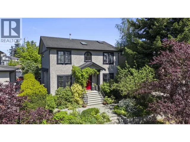 125 W 39TH AVENUE, Vancouver, British Columbia V5Y2P1