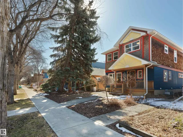 9815 90 AV NW, Edmonton, Alberta T6E2T2