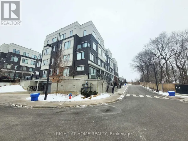 47 - 300 ALEX GARDNER CIRCLE, Aurora (Aurora Village), Ontario L4G3G5
