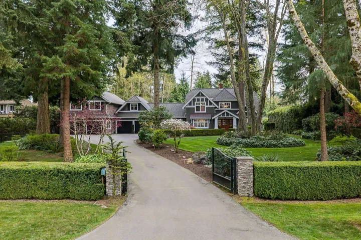 14322 26 AVENUE, Surrey, British Columbia V4P2G7